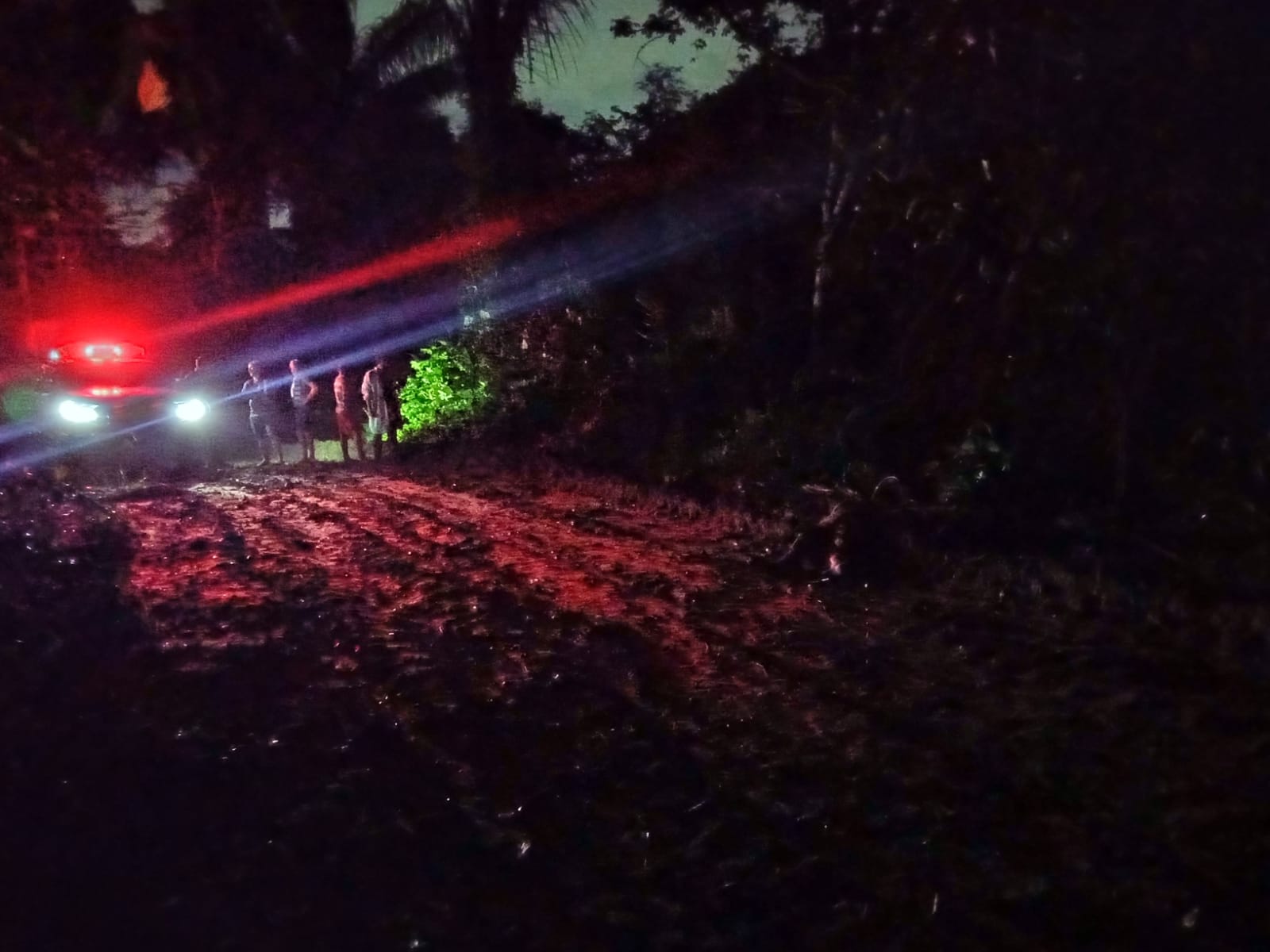 Fiéis encontram corpo de forma macabra durante oração em campo de Manaus