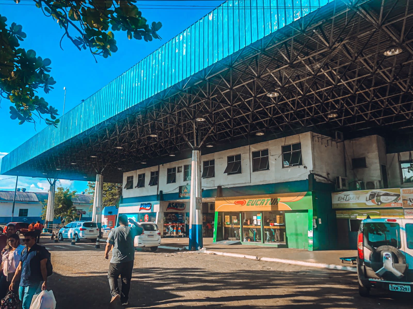O abandono da rodoviária