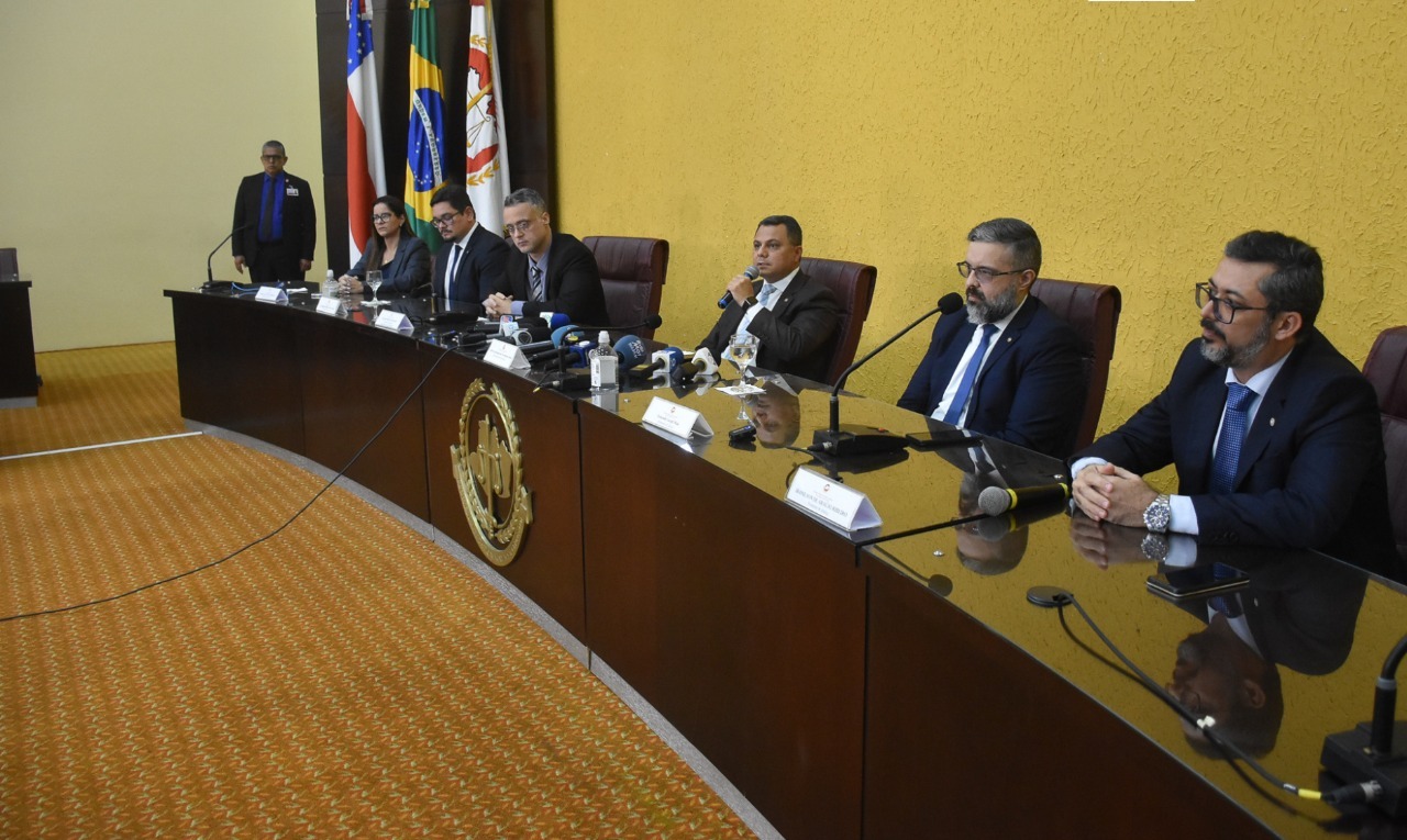 PMs presos por extorsão e tortura de empresários são identificados em Manaus