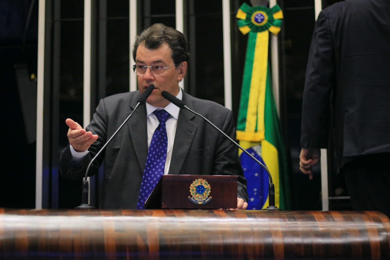 Senado aprova PL que reduz conta de energia elétrica