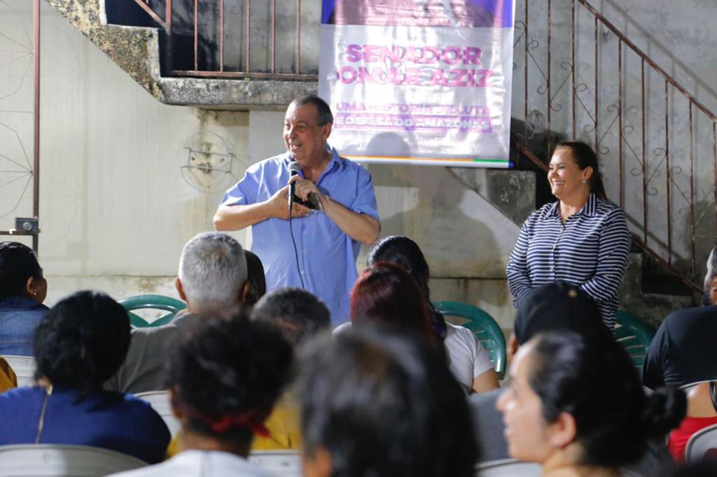 Omar fala sobre futuro da Zona Franca com moradores de bairros de Manaus