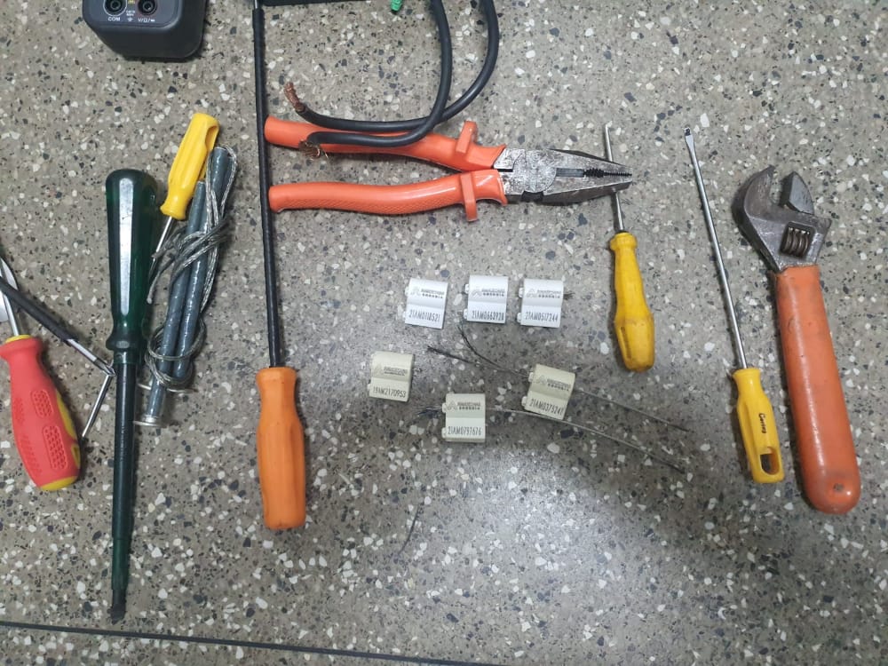 Tercerizado da Amazonas Energia e mais dois são presos por fraude de medidores em Manaus