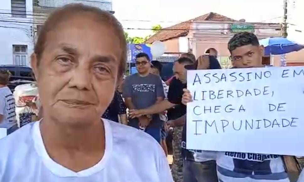 'Tem que ficar preso pro resto da vida', diz mãe sobre suspeito de matar motorista atropelado em Manaus