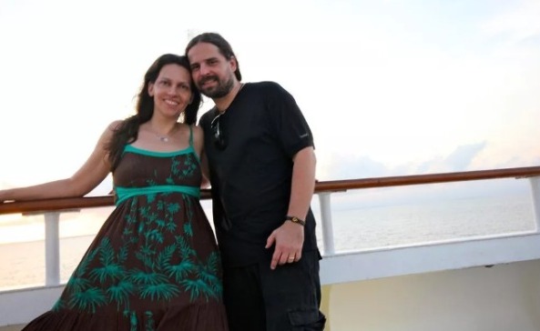 Esposa de Andreas Kisser, do Sepultura, morre aos 52 anos