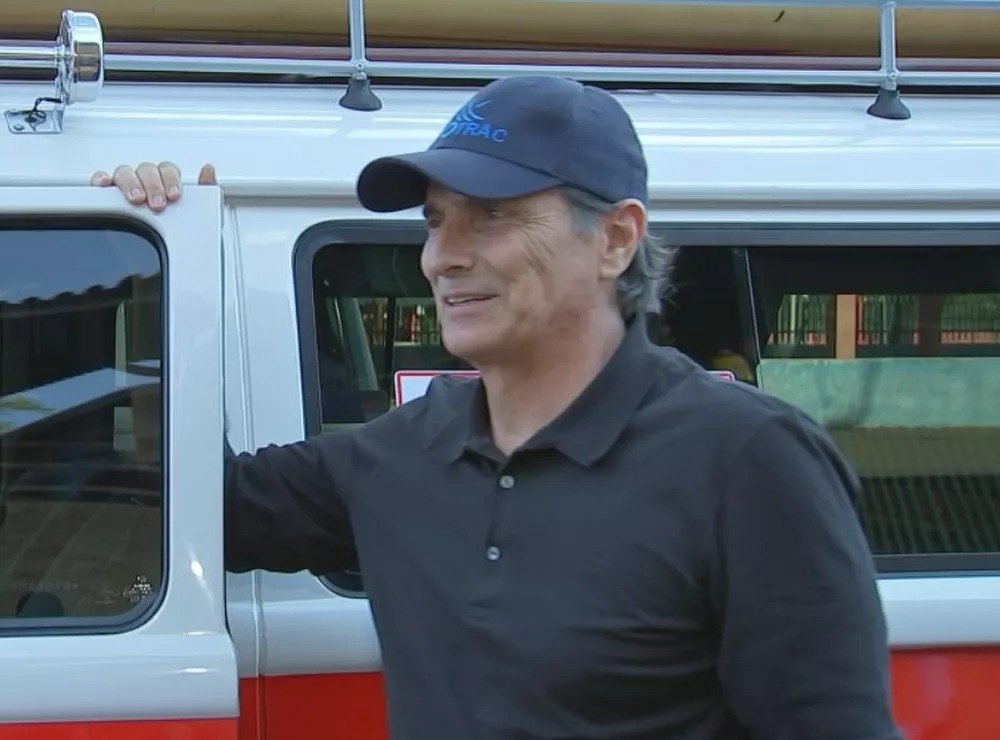 Justiça aceita ação contra Nelson Piquet por falas racistas a Hamilton