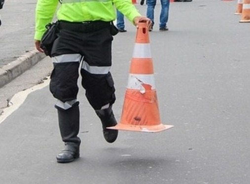 Trânsito é alterado para obra emergencial neste sábado próximo a Avenida das Torres