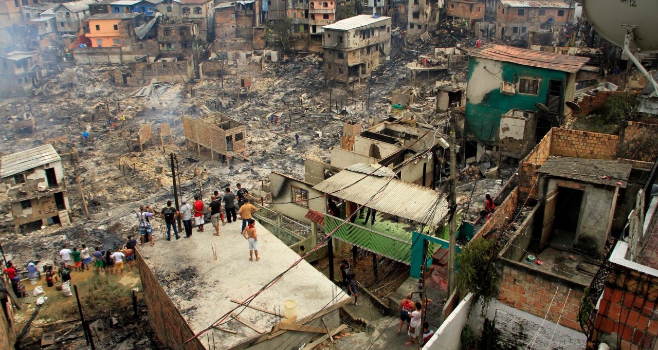Ação Civil obriga Manaus a revitalizar área de incêndio que deixou 600 famílias desabrigadas