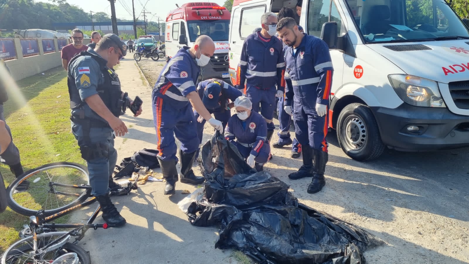 Trânsito é alterado após acidente com morte de ciclista em avenida de Manaus