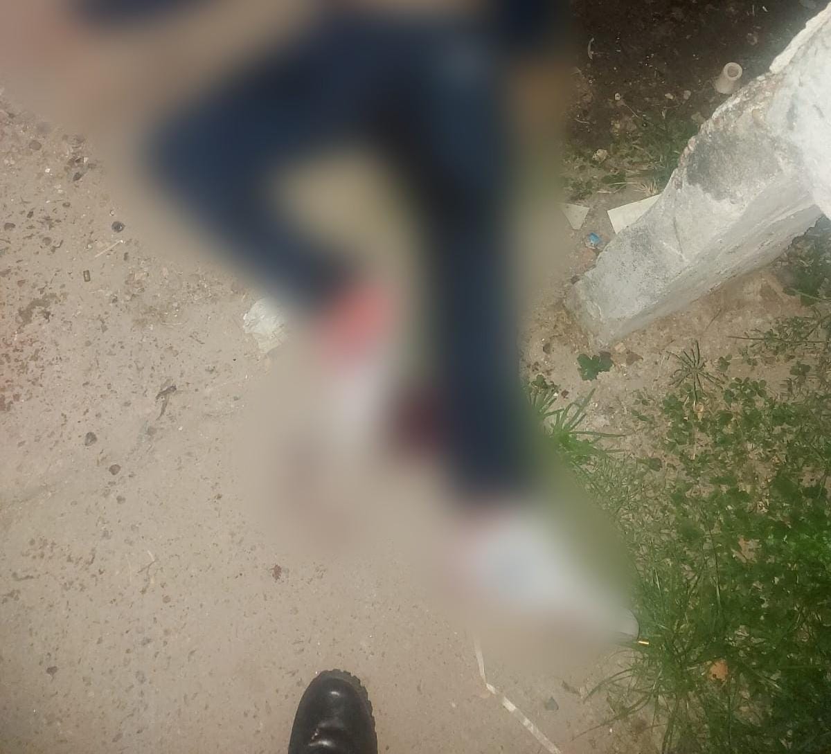 Homem é executado com 20 tiros em beco de Manaus 