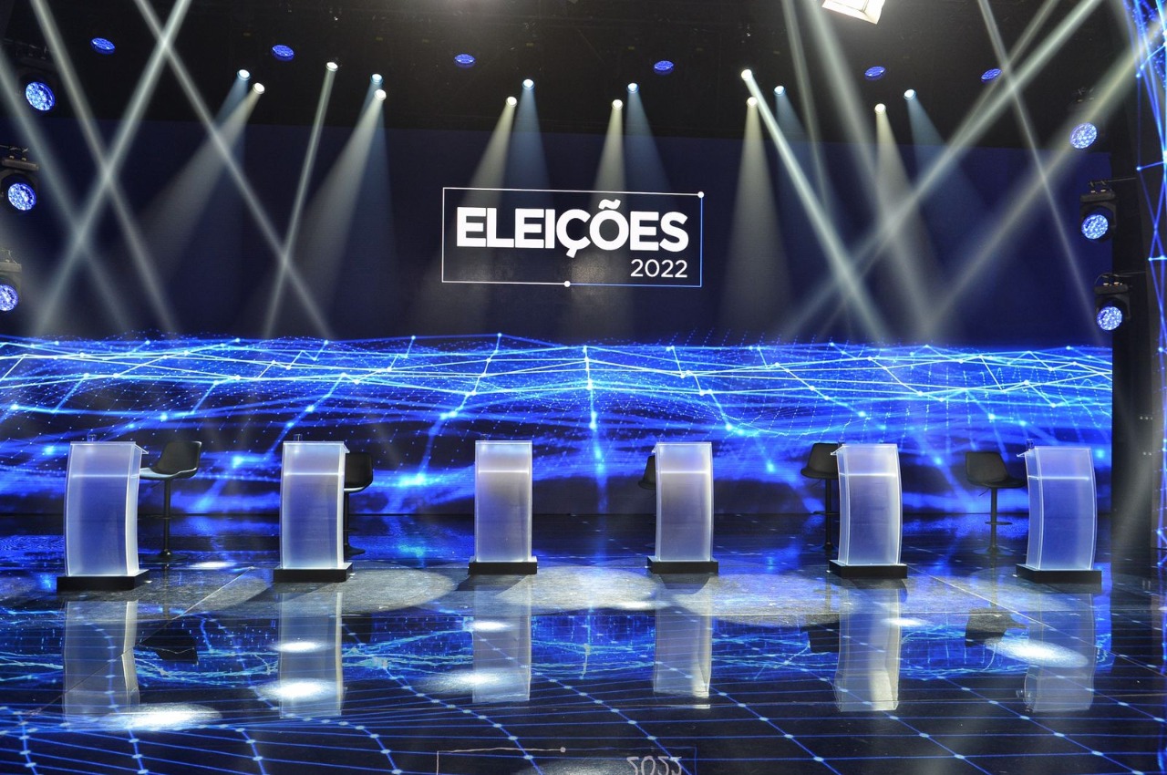 Primeiro debate entre candidatos à Presidência acontece hoje; assista