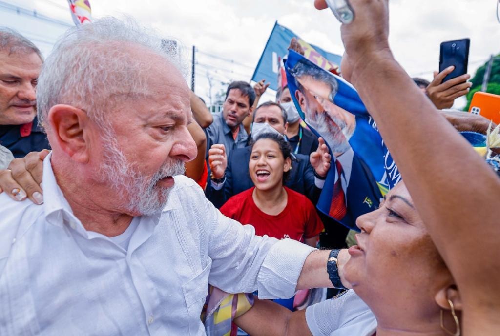 Após visita à Honda em Manaus, Lula diz que geração de emprego será prioridade em seu governo