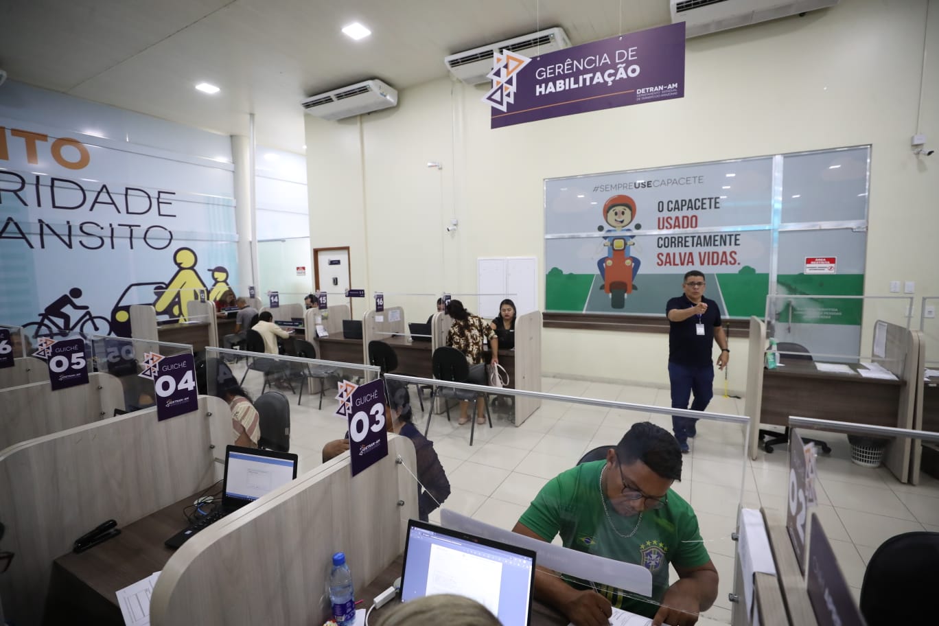 Detran alerta aprovados no CNH Social para fim do prazo de matrículas no Amazonas