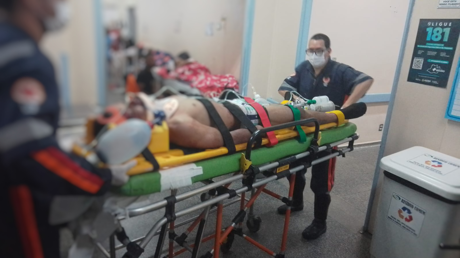 Suspeito de roubo atira em popular e quase morre espancado ao tentar fugir em Manaus