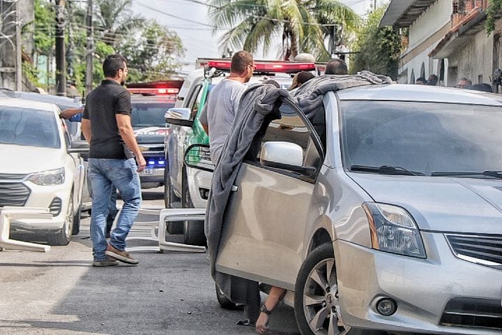 Executado na frente da família era topógrafo e disputa por terreno pode ter motivado crime em Manaus