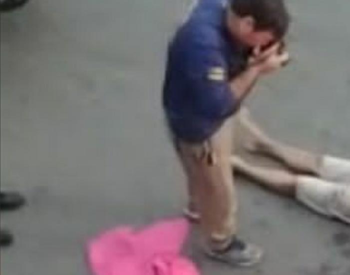 Homem tem cabeça esmagada por ônibus após ser empurrado em Manaus