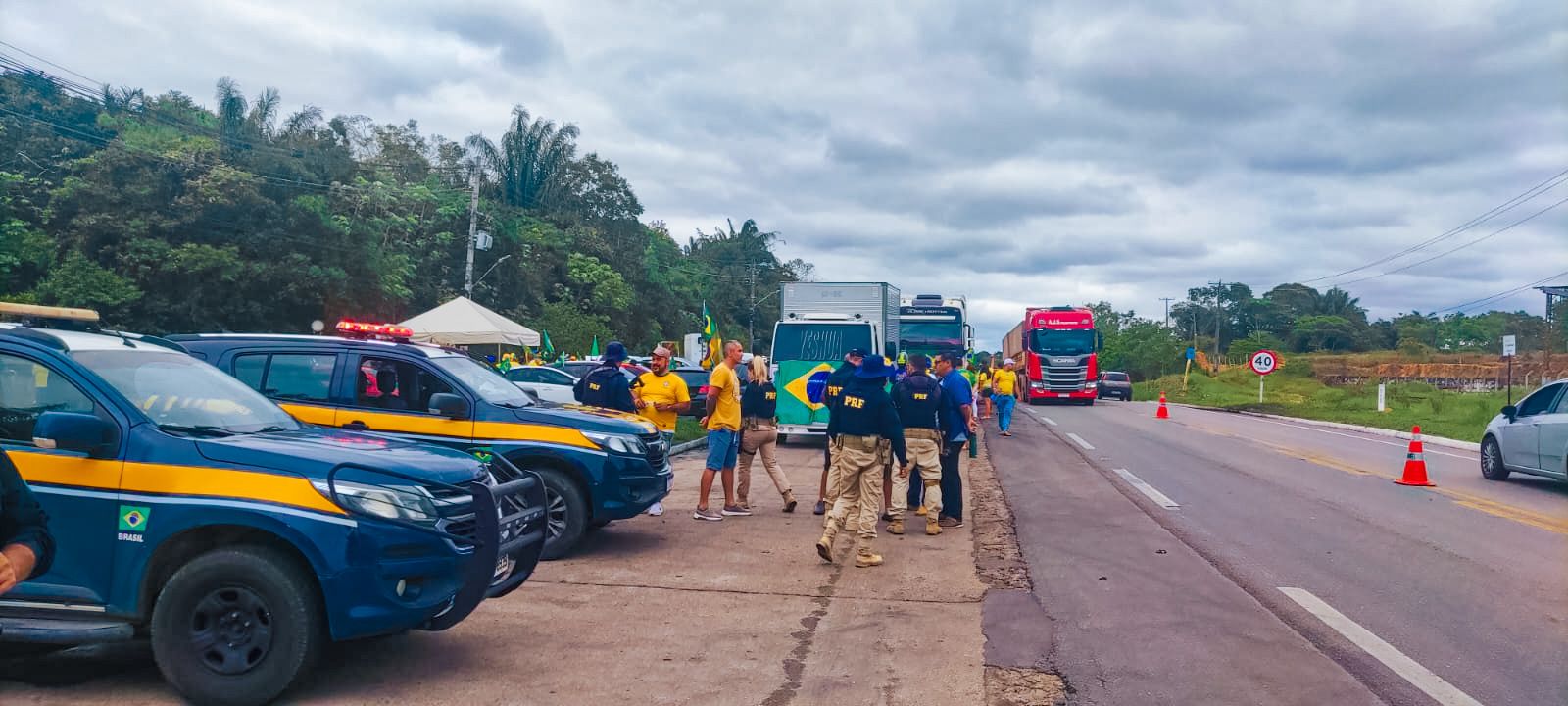 Trecho da BR-230 é liberado; rodovia ainda segue com trechos bloqueados no Amazonas