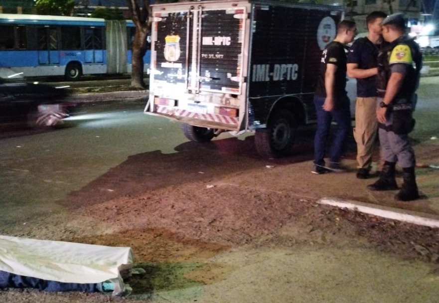 Passageiro morto ao reagir a assalto em ônibus estava indo comemorar aniversário do filho em Manaus