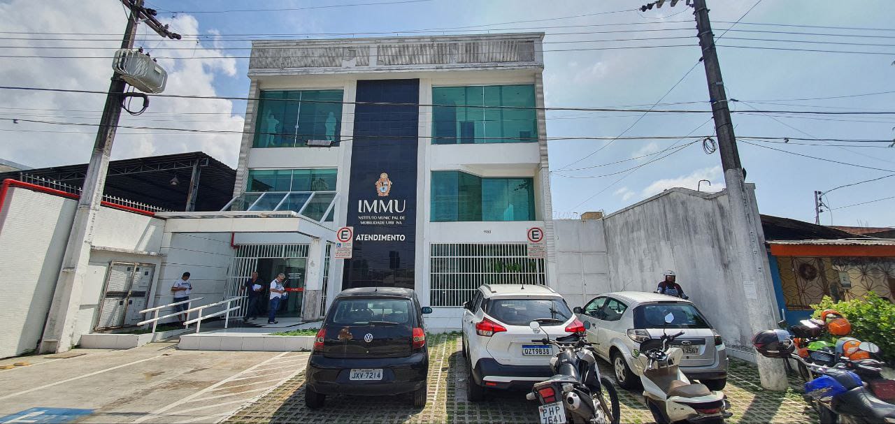 Recadastramento de micro-ônibus alternativo e executivo termina na segunda em Manaus