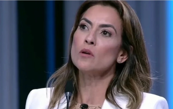 Soraya Thronicke rebate Eduardo Bolsonaro ao ser chamada de traíra