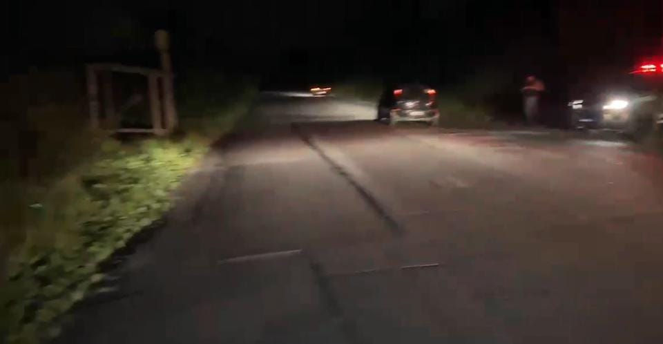 Homem encontra corpo apodrecendo enquanto aguardava ônibus na AM-010