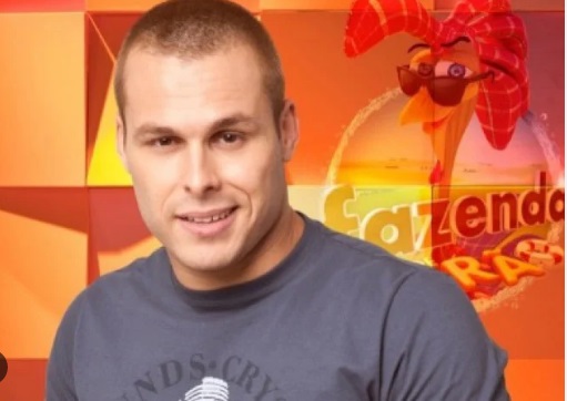 Ex participante de 'A Fazenda' é preso suspeito de espancar filho de 5 anos