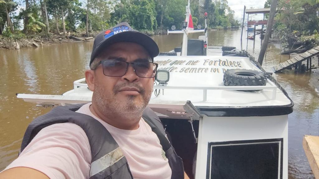 PC procura suspeito de matar ex-esposa dentro de lancha em  Manaus