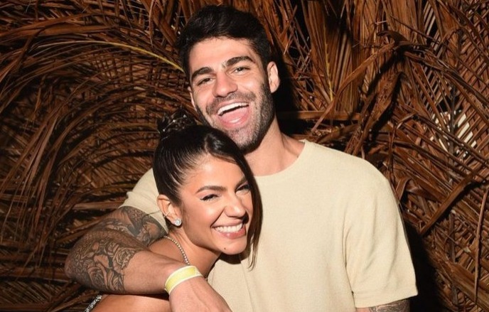 Ex-BBB Hariany anuncia fim do noivado com Netto e surpreende seguidores: 'estou sem chão'