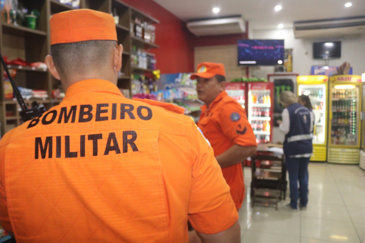 Estabelecimento é autuado durante fiscalização em Manaus