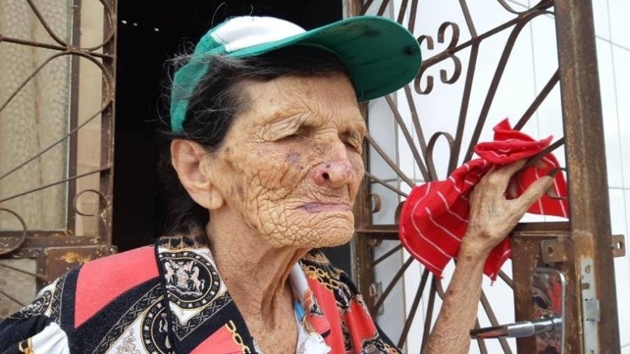 Brasileira candidata ao Guinness Book com recorde de mais velha do mundo morre aos 121 anos
