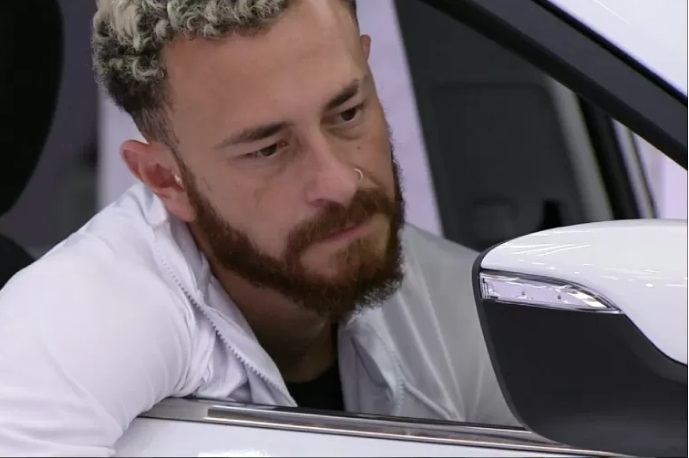 Vídeo: Fred revela o que mastiga no Quarto Branco: 'Sou viciado'