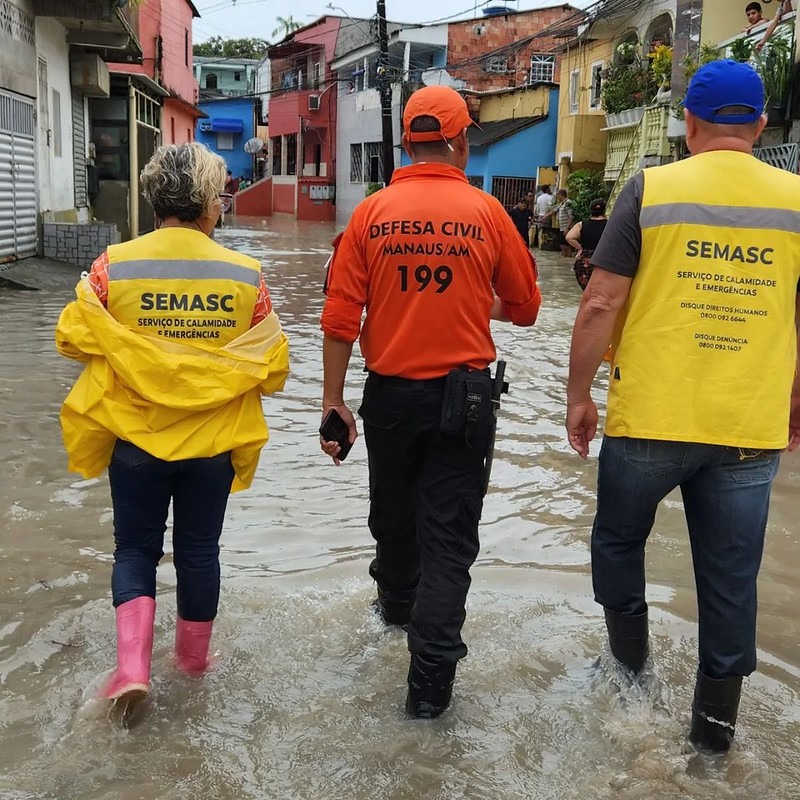 Prefeitura segue monitorando áreas de risco após mortes em Manaus