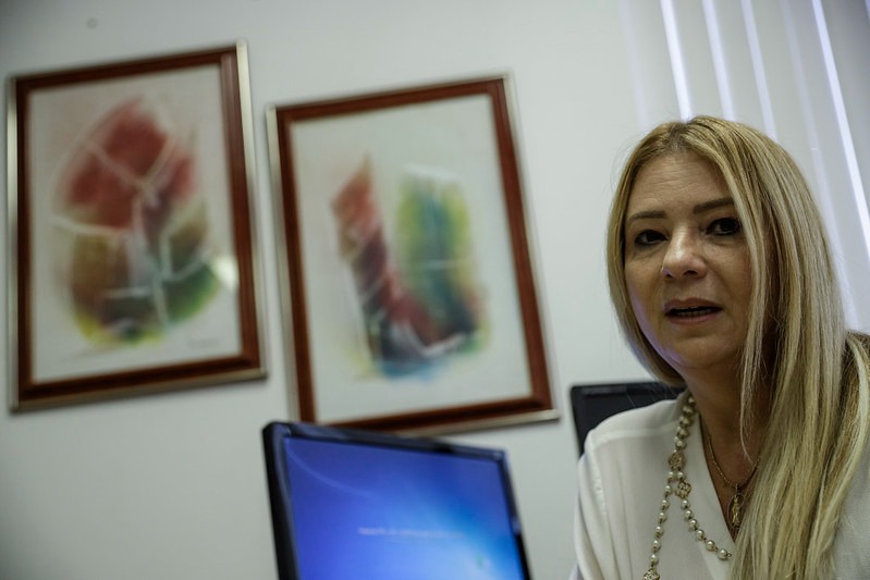 Combate à violência contra a mulher precisa unir toda a sociedade, diz juíza da Maria da Penha