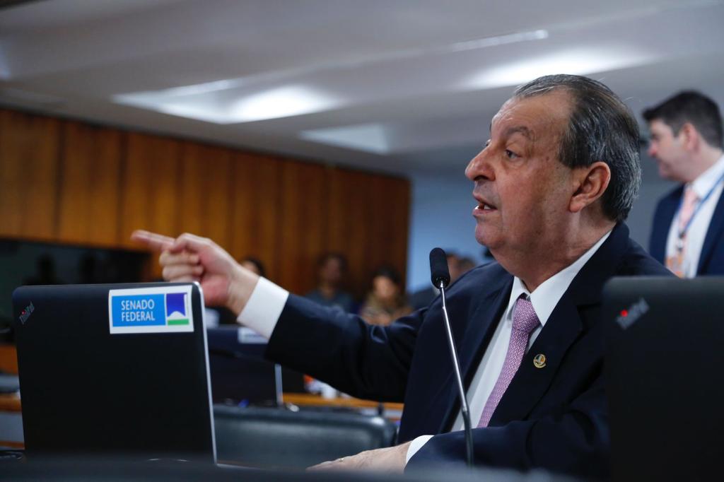 CPMI dos atos terroristas não deve atrapalhar pauta econômica de Lula, diz Omar