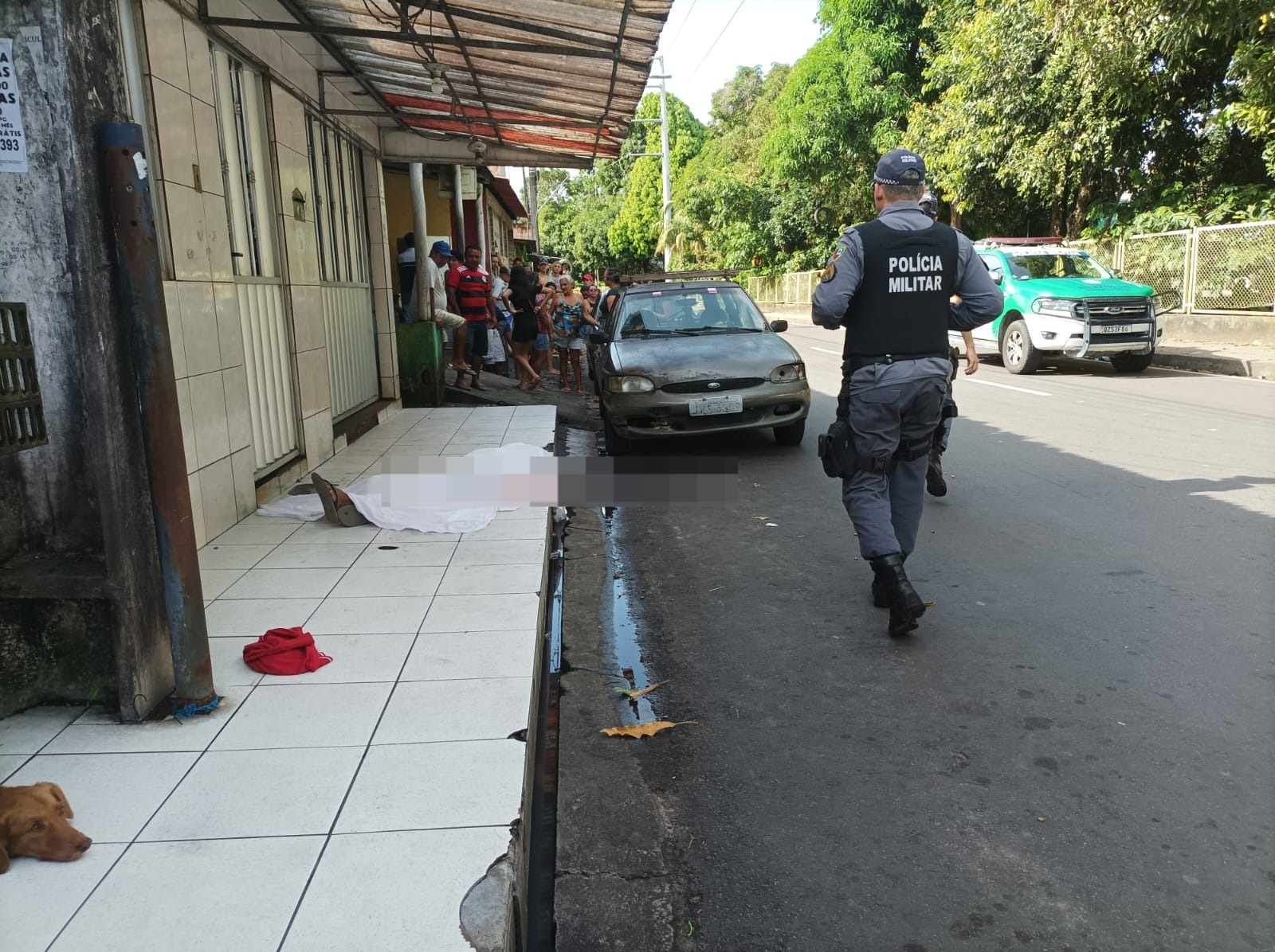 Homem é executado com mais de 10 tiros por pistoleiros em Manaus