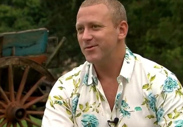 Sérgio Hondjakoff recebe alta de clínica de reabilitação