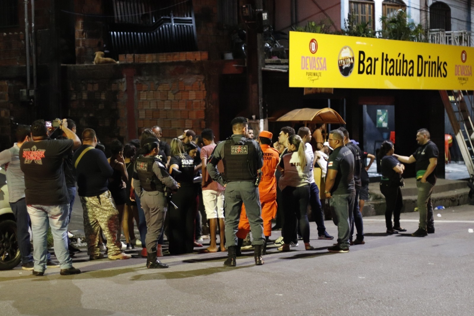 Em Manaus, seis estabelecimentos são fechados e 11 adolescentes conduzidos ao Conselho Tutelar 