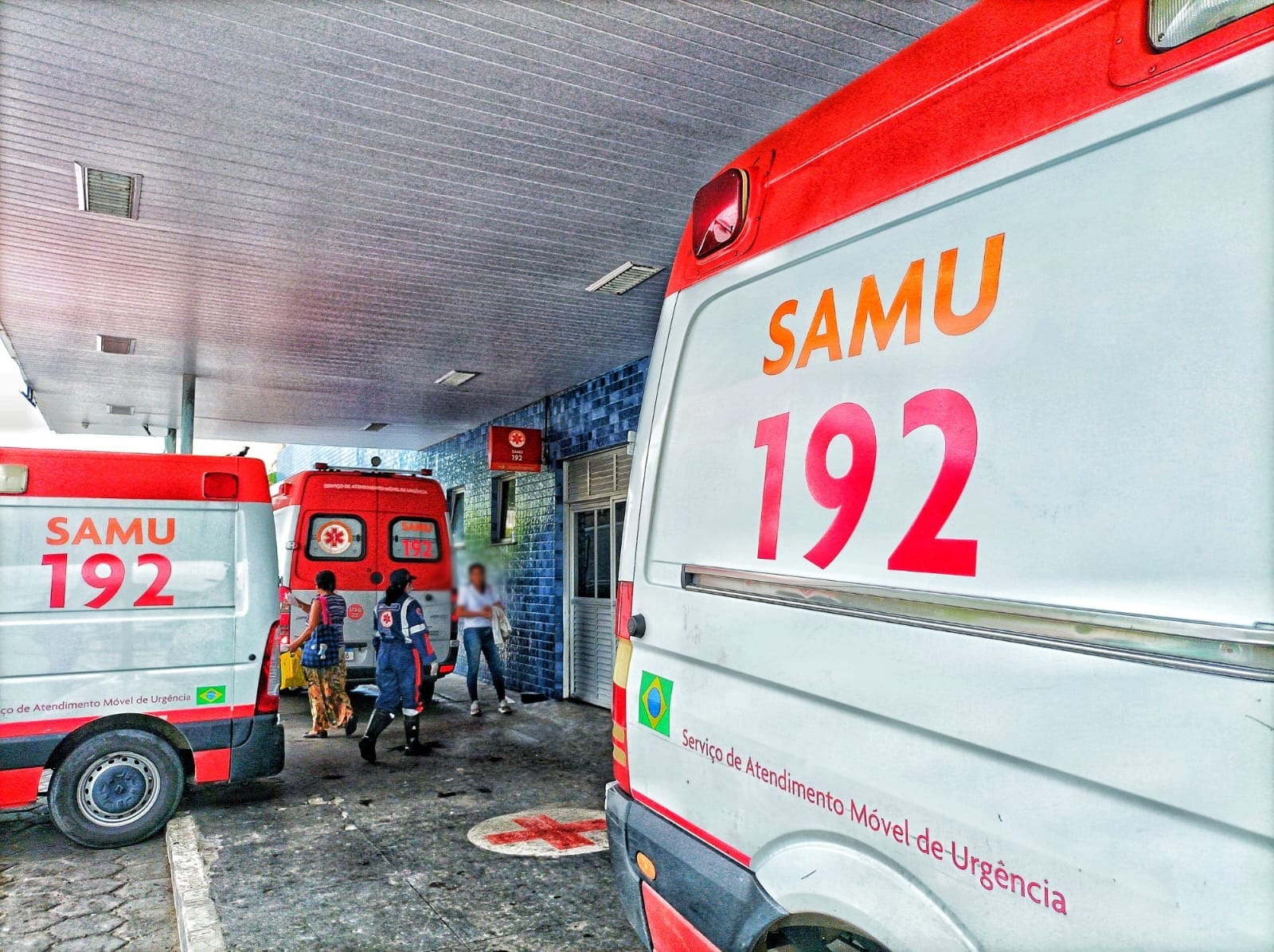 Suspeito de trocar tiros em mercadinho morre em hospital de Manaus