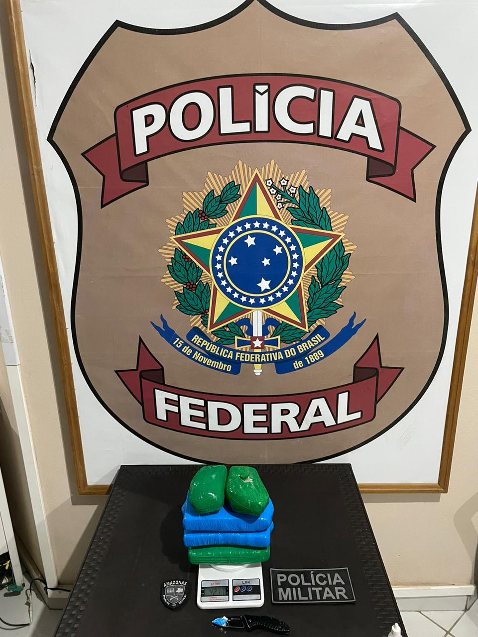 Mulheres são presas 'vestidas com cocaína' em barco no Amazonas