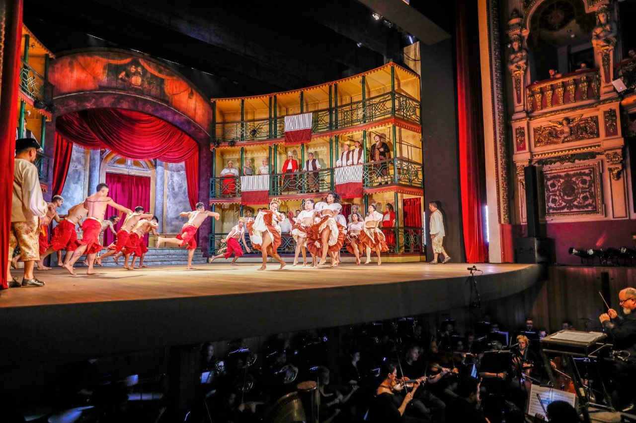 'O Contractador dos Diamantes' se despede do Festival Amazonas de Ópera nesta quinta