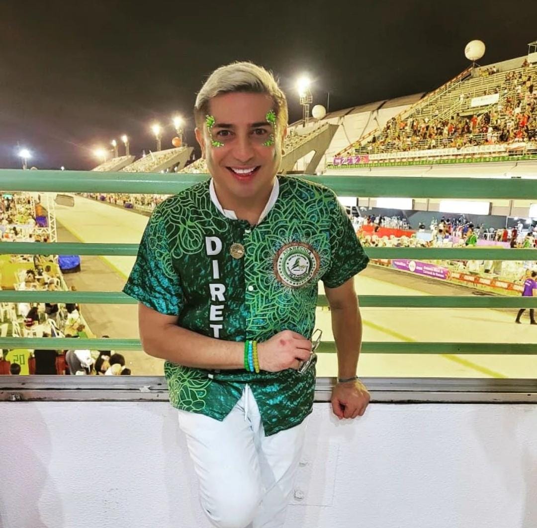 Escola de samba lamenta morte de jornalista em Manaus: 'torcedor apaixonado'