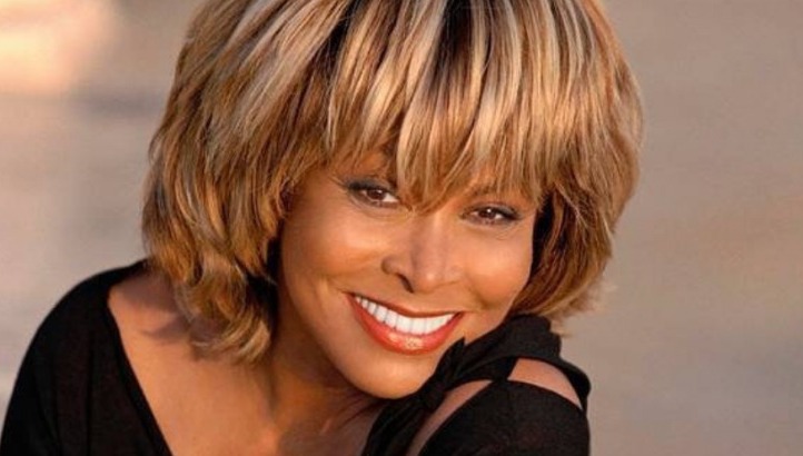 Qual foi a causa da morte de Tina Turner? 