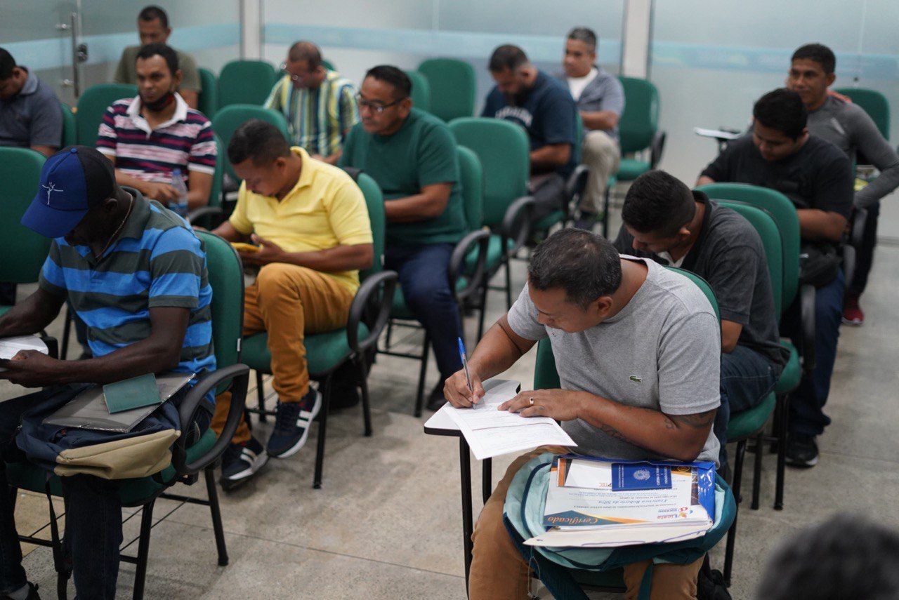 Sine Amazonas oferta 118 vagas de emprego hoje em Manaus