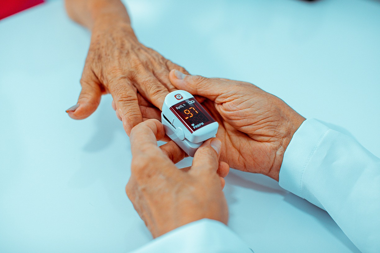 Estudo do Amazonas mostra que idosos podem sofrer com sequelas da Covid-19 dois anos após infecção