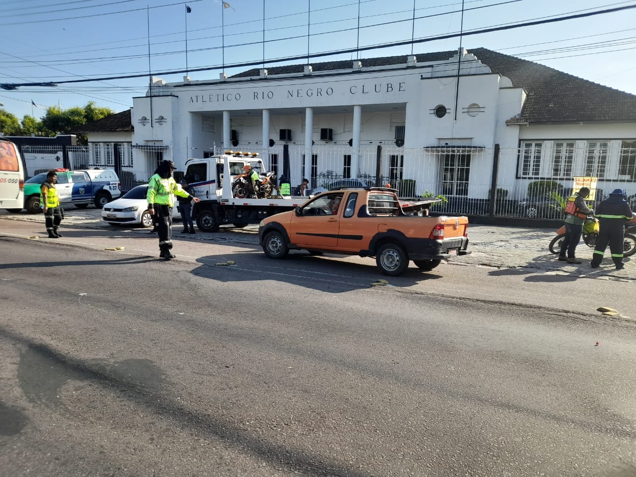 Veículos são apreendidos por transporte irregular em operação no Centro de Manaus
