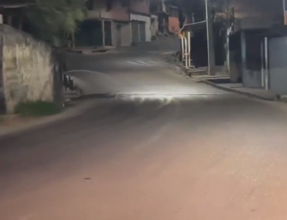 Homem é baleado na cabeça em rua de Manaus