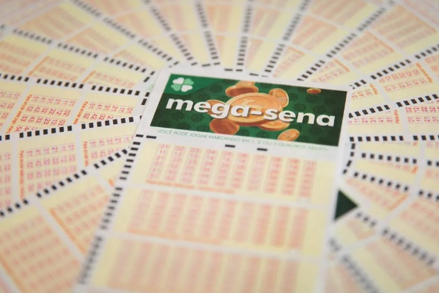 Mega-Sena pode pagar R$ 48 milhões neste sábado