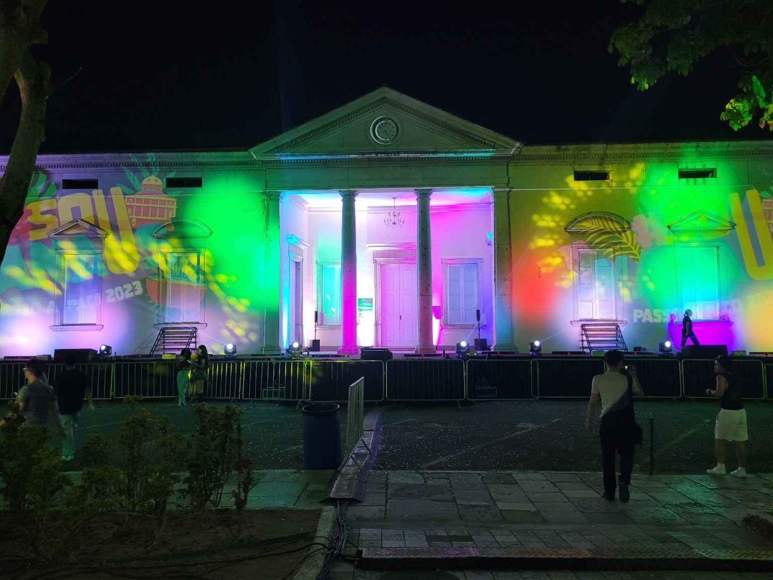 Atrações gratuitas atraem população para o centro durante 'Sou Manaus'