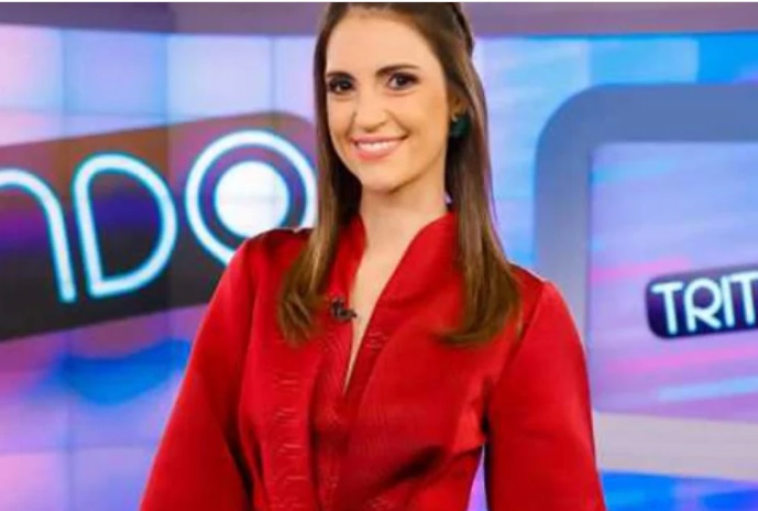 Chris Flores é afastada às pressas do Fofocalizando