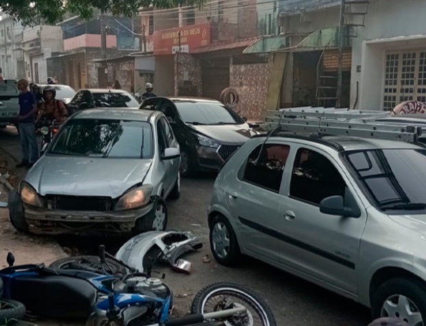 Motorista embriagado é preso ao bater em moto e mais dois carros em Manaus