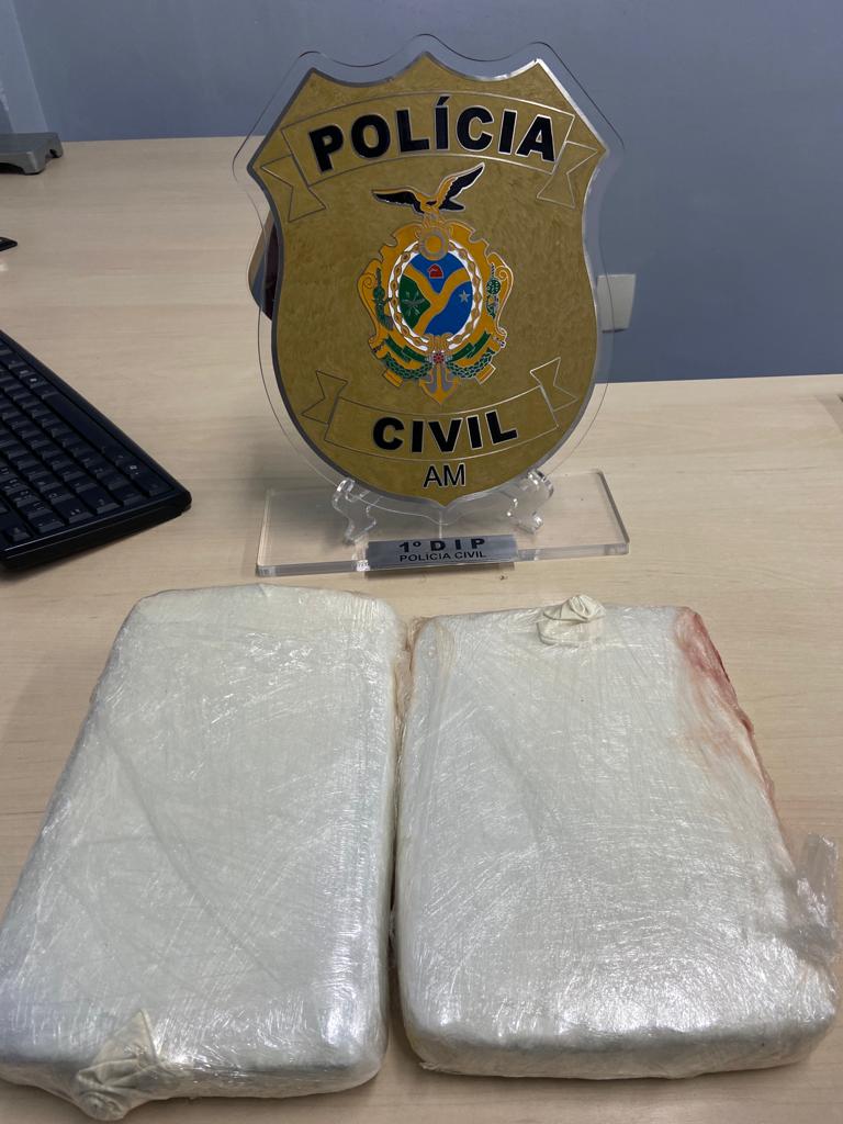Polícia apreende drogas avaliadas em R$ 20 mil dentro de peixes em Manaus